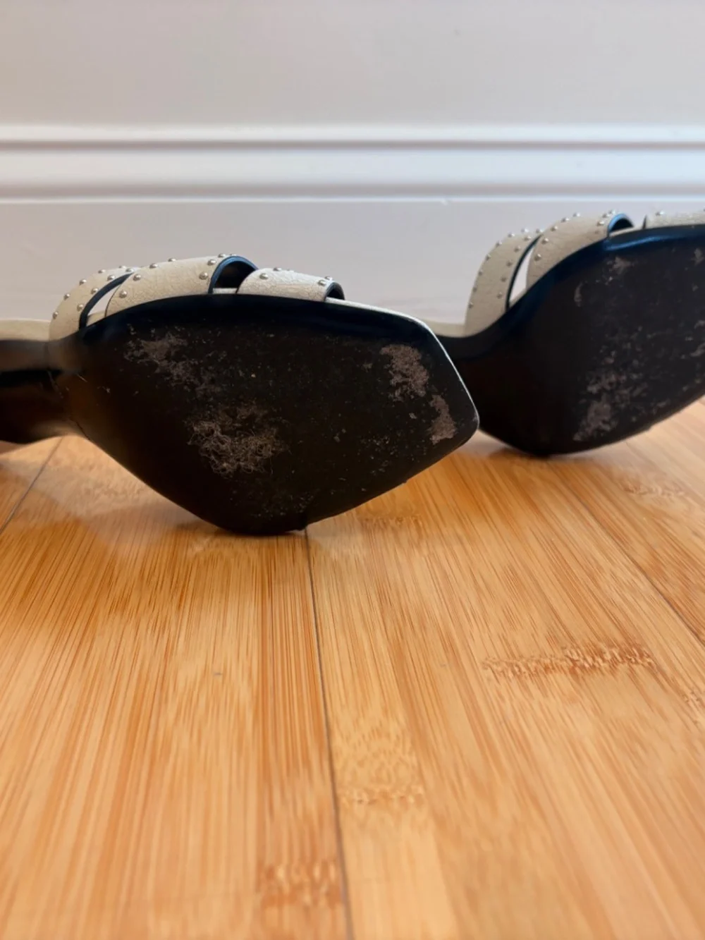 Saint Laurent Tribute 85 White studded size 37 - Picture 4 of 5